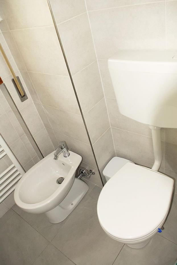 Viareggio Seaside Apartment Private Parking Luaran gambar